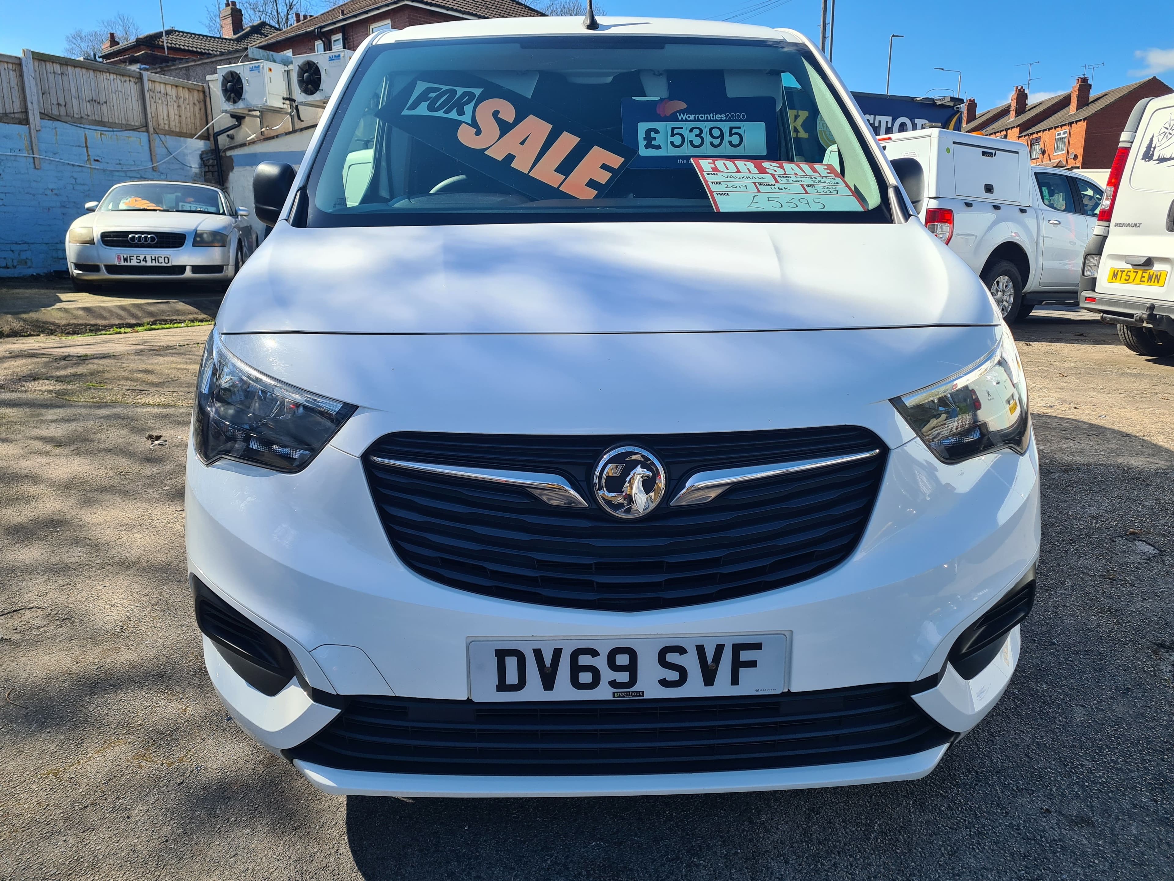 VAUXHALL COMBO 1.5 CDTI SPORTIVE - Image 2