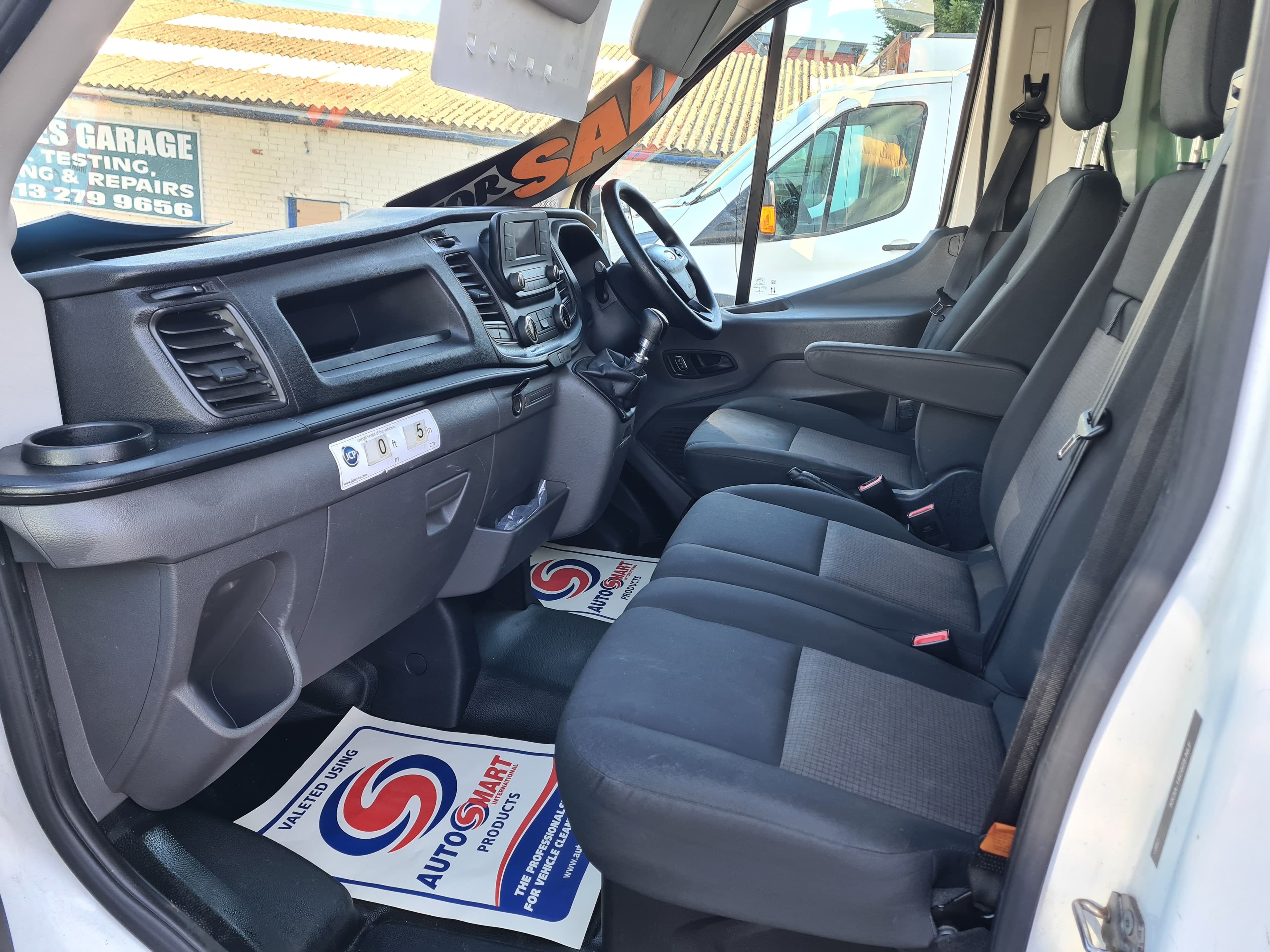 FORD TRANSIT LUTON - Image 5