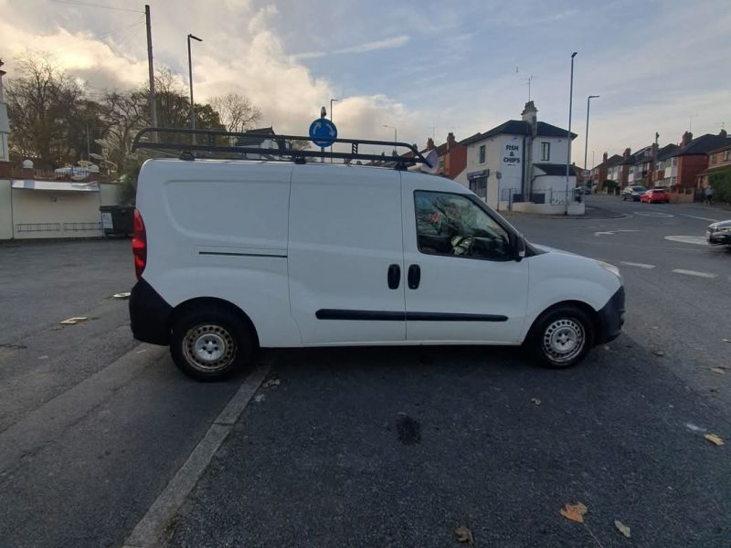 Vauxhall Combo 1.3 cdti lwb