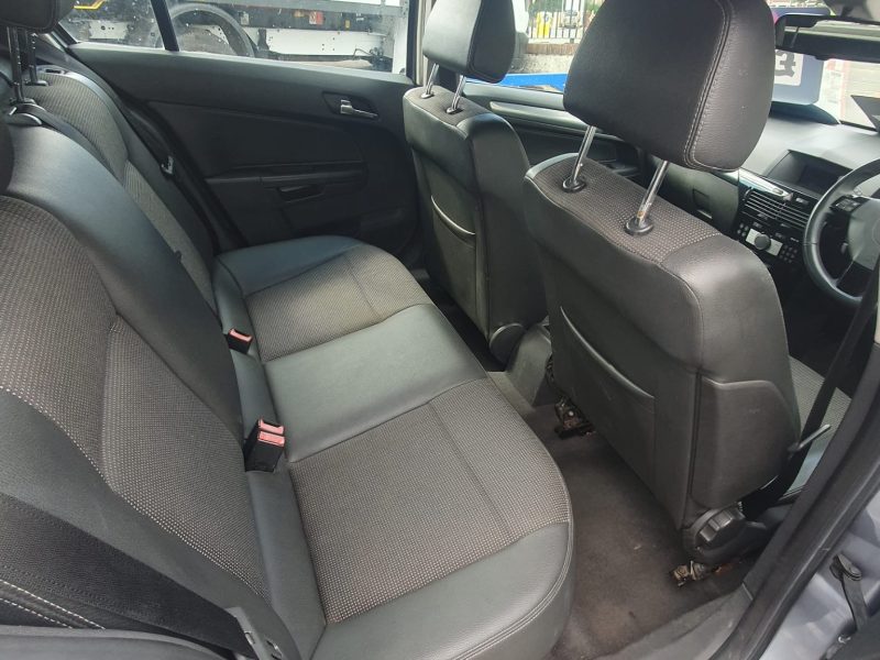 VAUXHALL ASTRA 1.8 AUTOMATIC