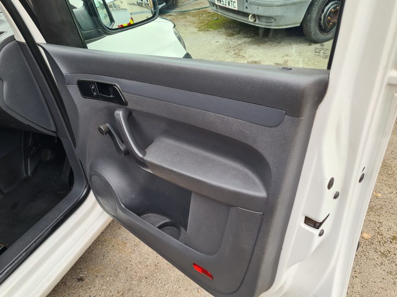 2013 VOLKSWAGEN CADDY 1.6 TDI