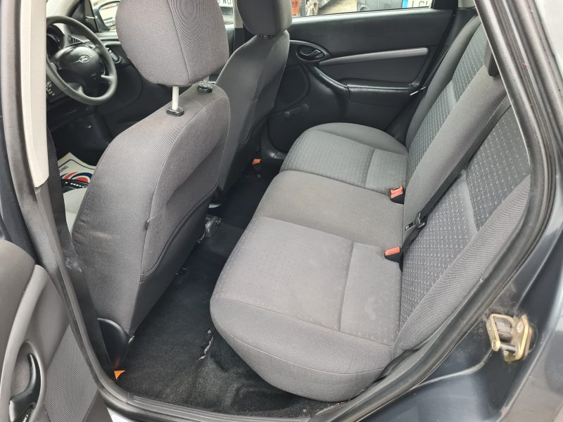 2004 FORD FOCUS 1.6 ZETEC AUTOMATIC