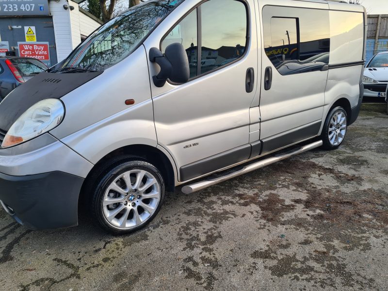 RENAULT TRAFIC FULL CAMPER CONVERSION
