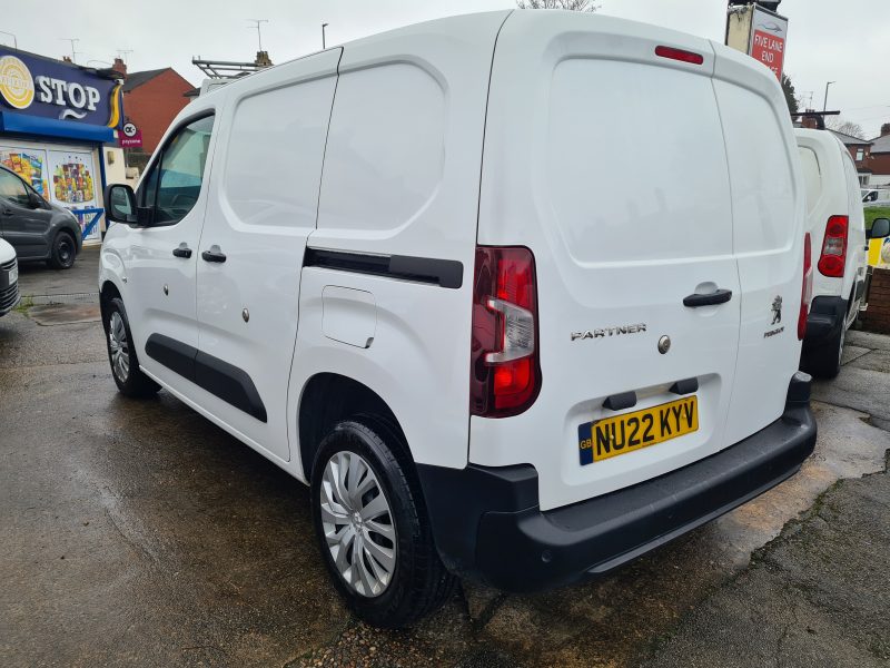 PEUGEOT PARTNER 1.5 HDI 2022